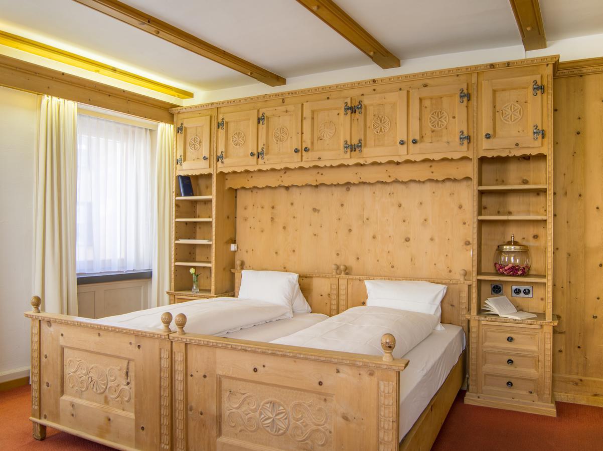 Hotel Alpina Zernez Eksteriør billede