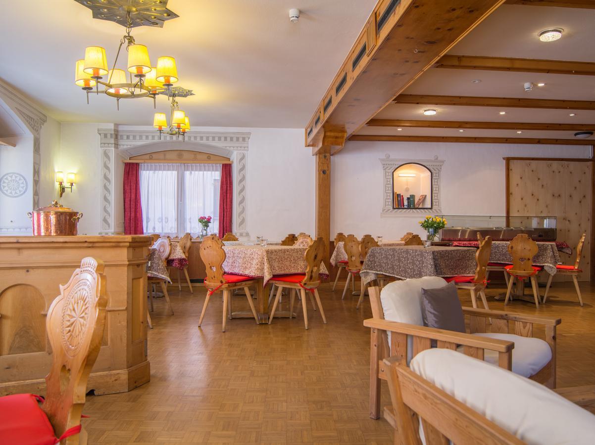 Hotel Alpina Zernez Eksteriør billede