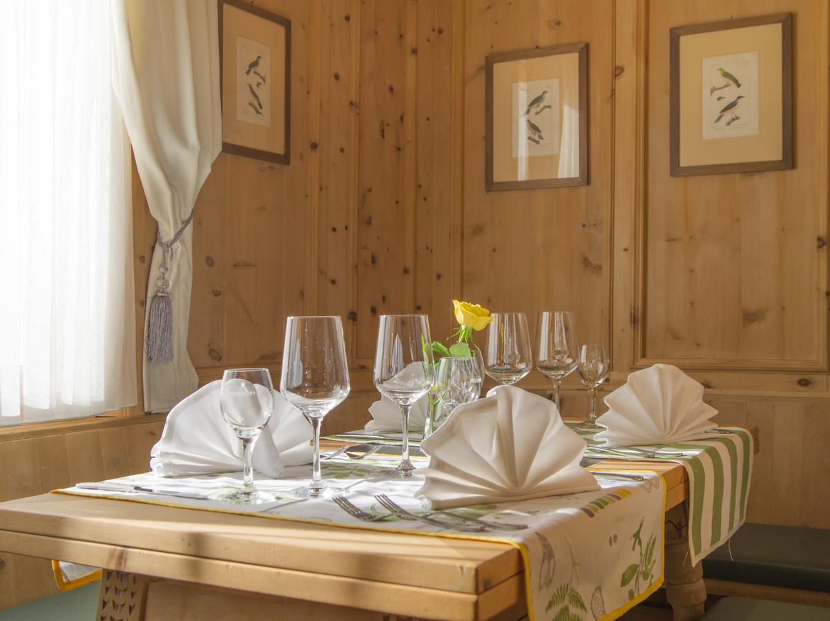 Hotel Alpina Zernez Eksteriør billede
