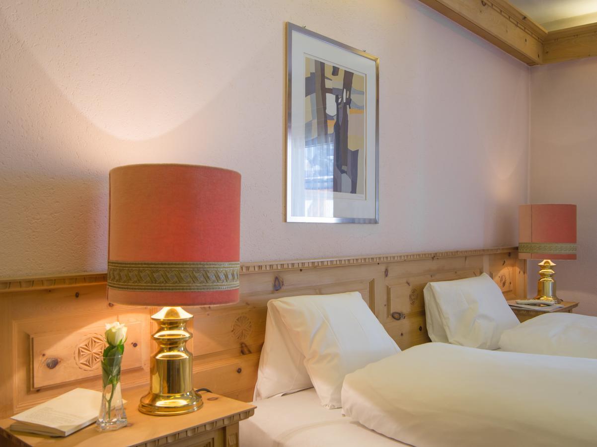 Hotel Alpina Zernez Eksteriør billede