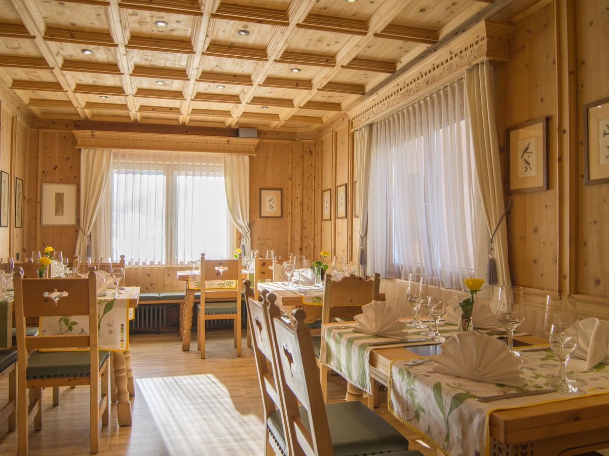Hotel Alpina Zernez Eksteriør billede